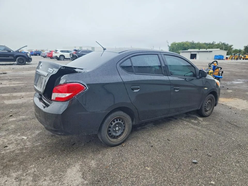 ML32F3FJ9HHF10083 — 2017 MITSUBISHI MIRAGE photo 3