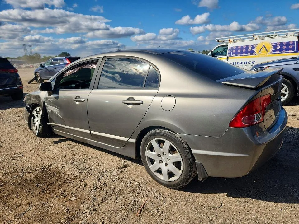 1HGFA16588L103307 — 2008 HONDA CIVIC photo 2