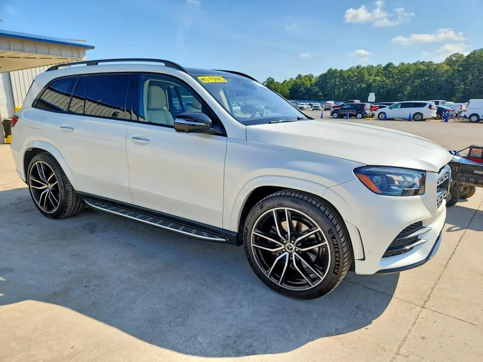 4JGFF8GE3PA915935 — 2023 MERCEDES-BENZ GLS photo 4