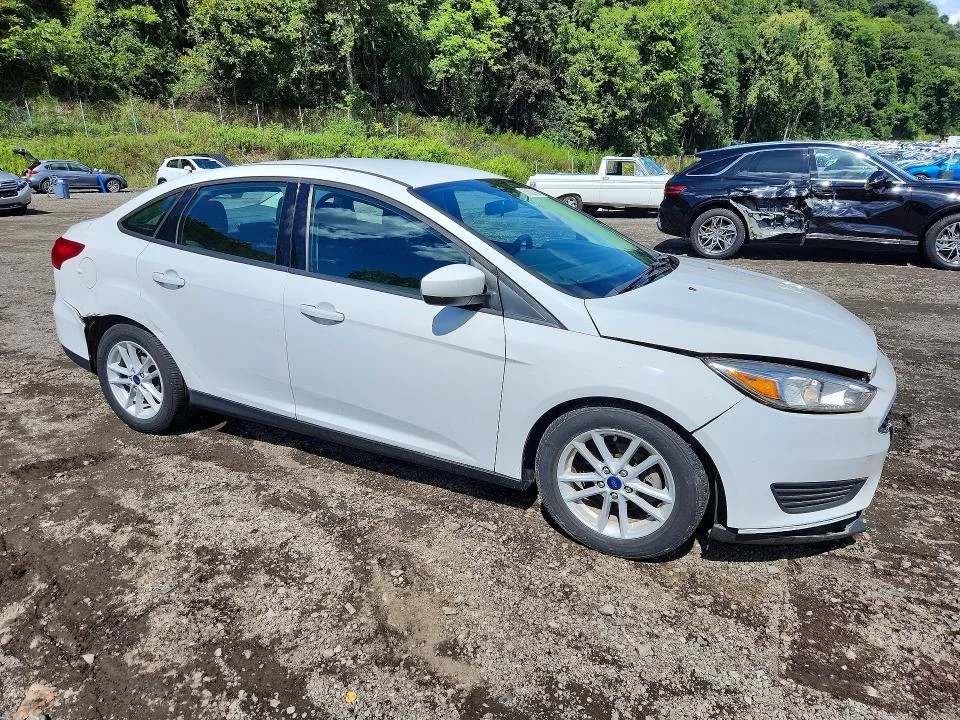 1FADP3F21JL279892 — 2018 FORD FOCUS photo 4