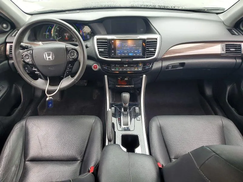 JHMCR6F74HC031187 — 2017 HONDA ACCORD photo 8