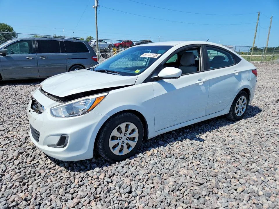 KMHCT4AE1HU390662 — 2017 HYUNDAI ACCENT photo 1