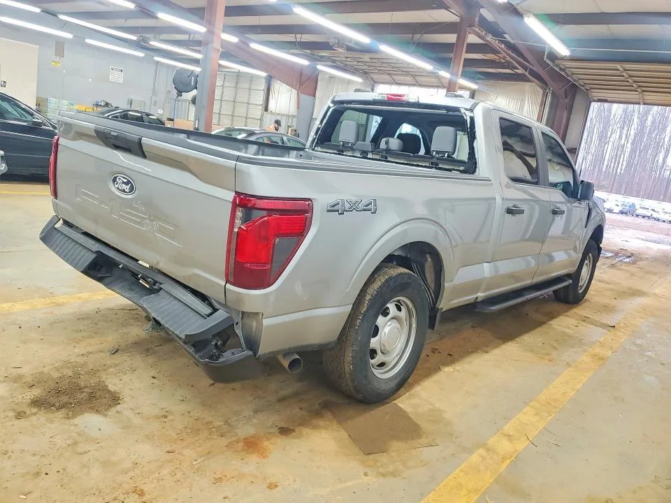1FTFW1L58RKD89736 — 2024 FORD F150 photo 3
