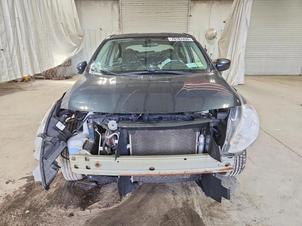 3N1CN7AP3GL879044 — 2016 NISSAN VERSA photo 5