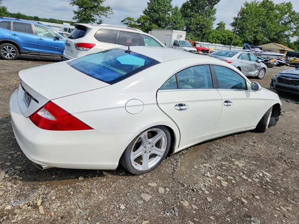 WDDDJ75X56A022811 — 2006 MERCEDES-BENZ CLS photo 3