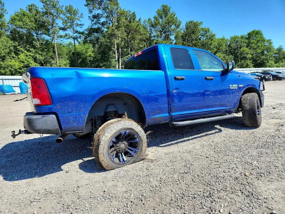 1C6RR6FT8JS211655 — 2018 RAM 1500 photo 3