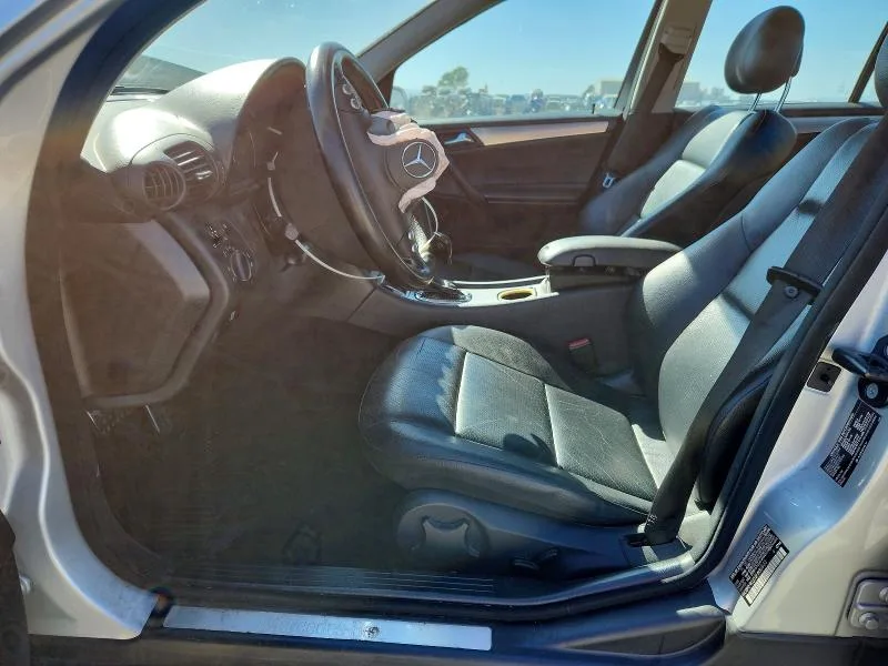 WDBRF40J55F600523 — 2005 MERCEDES-BENZ C photo 7