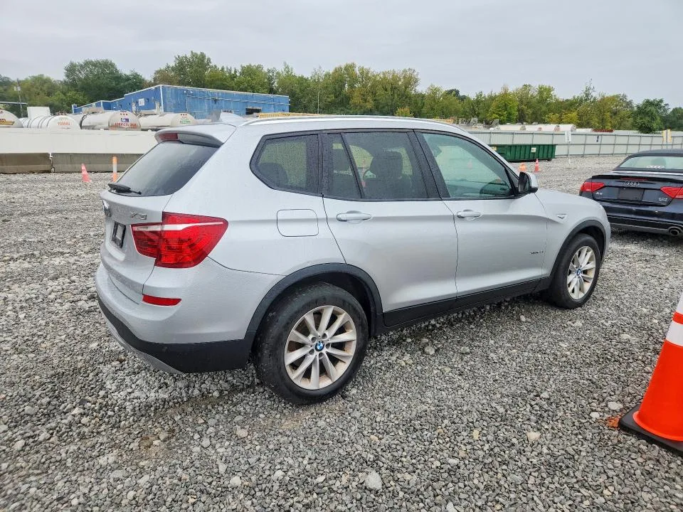 5UXWX9C57F0D56358 — 2015 BMW X3 photo 3