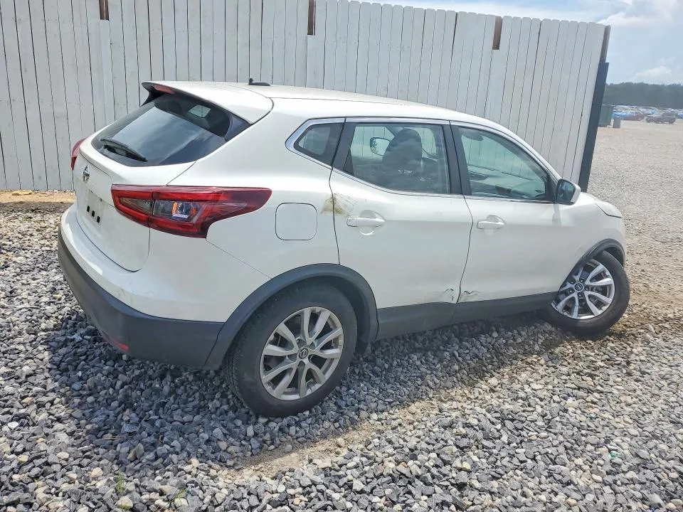 JN1BJ1AV9MW308599 — 2021 NISSAN ROGUE SPORT photo 3