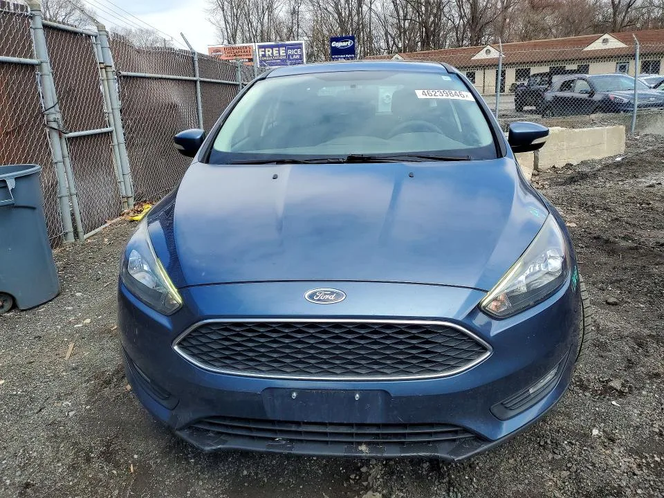 1FADP3M25JL214126 — 2018 FORD FOCUS photo 5