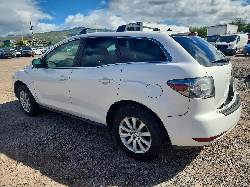 JM3ER2BM7B0364269 — 2011 MAZDA CX-7 photo 2