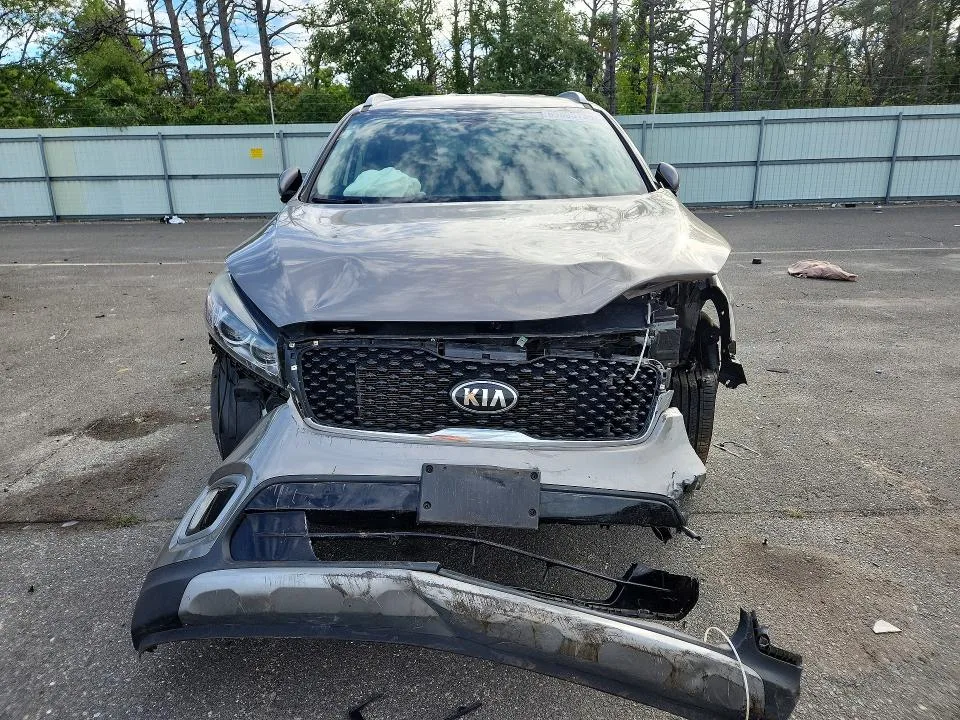 5XYPHDA56GG100522 — 2016 KIA SORENTO photo 5