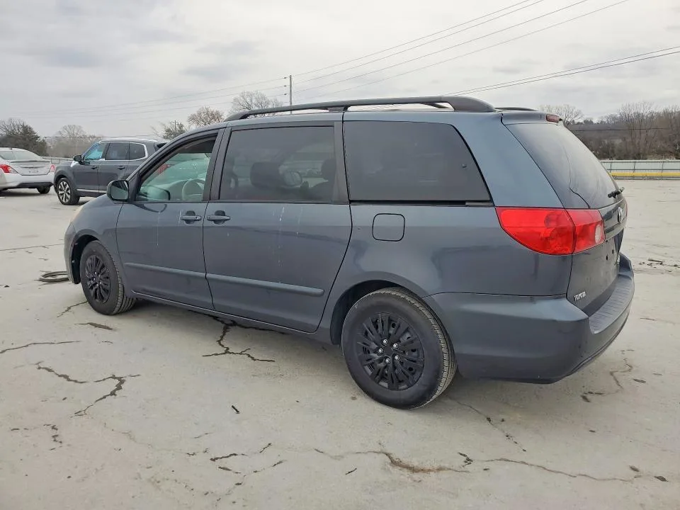 5TDZK23C57S005964 — 2007 TOYOTA SIENNA photo 2