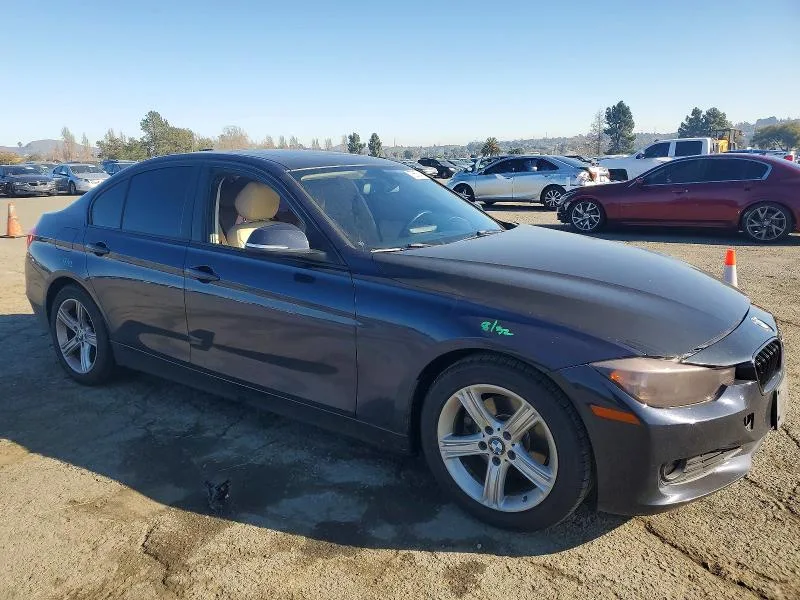 WBA3C1C56DF435705 — 2013 BMW 328 photo 4