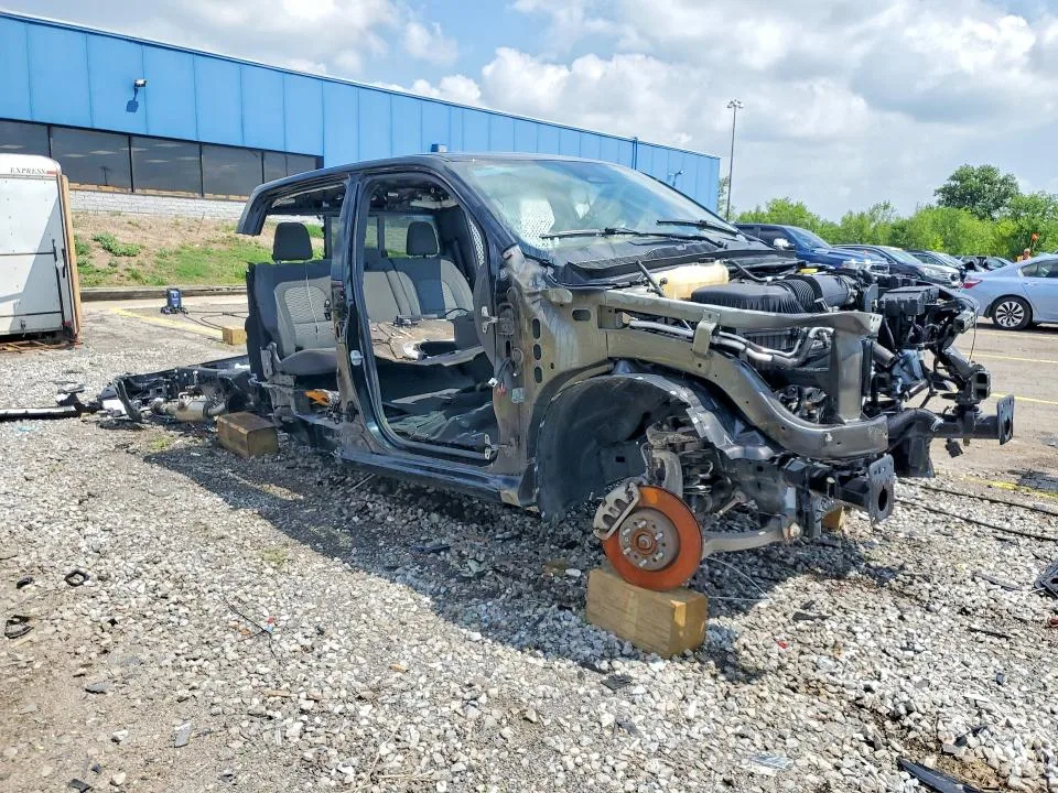 1C6SRFFP0SN529077 — 2025 RAM 1500 photo 4