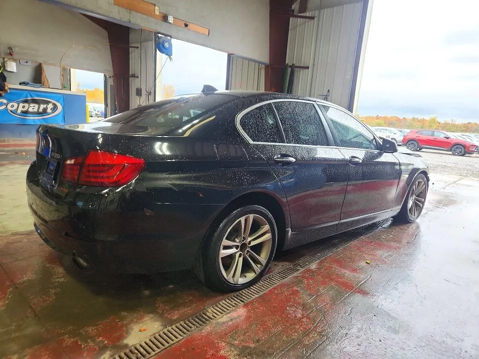 WBAFU7C5XCDU64678 — 2012 BMW 535 photo 3