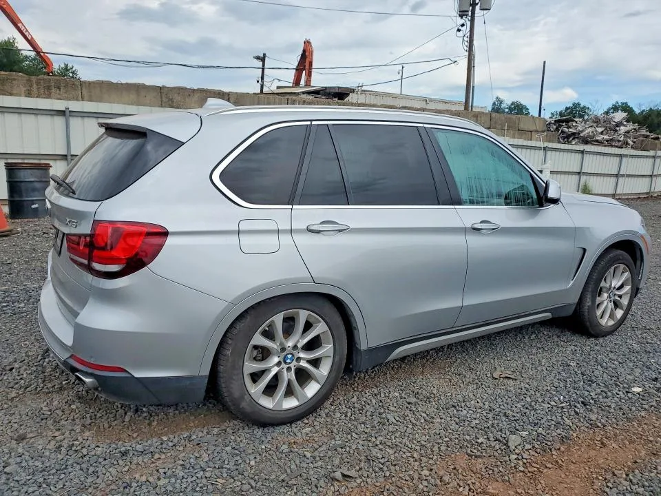 5UXKR0C57F0P03009 — 2015 BMW X5 photo 3