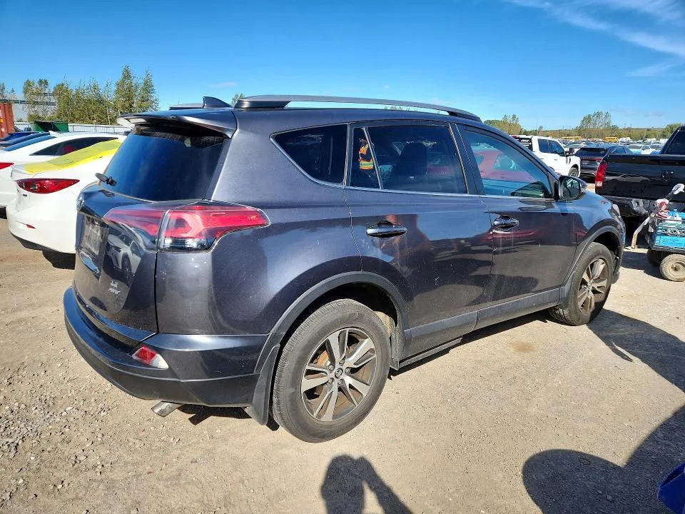 2T3BFREV2JW851732 — 2018 TOYOTA RAV4 photo 3