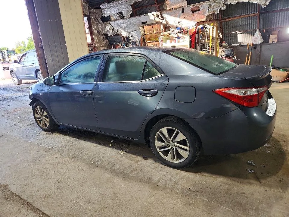 2T1BPRHE1FC452272 — 2015 TOYOTA COROLLA photo 2