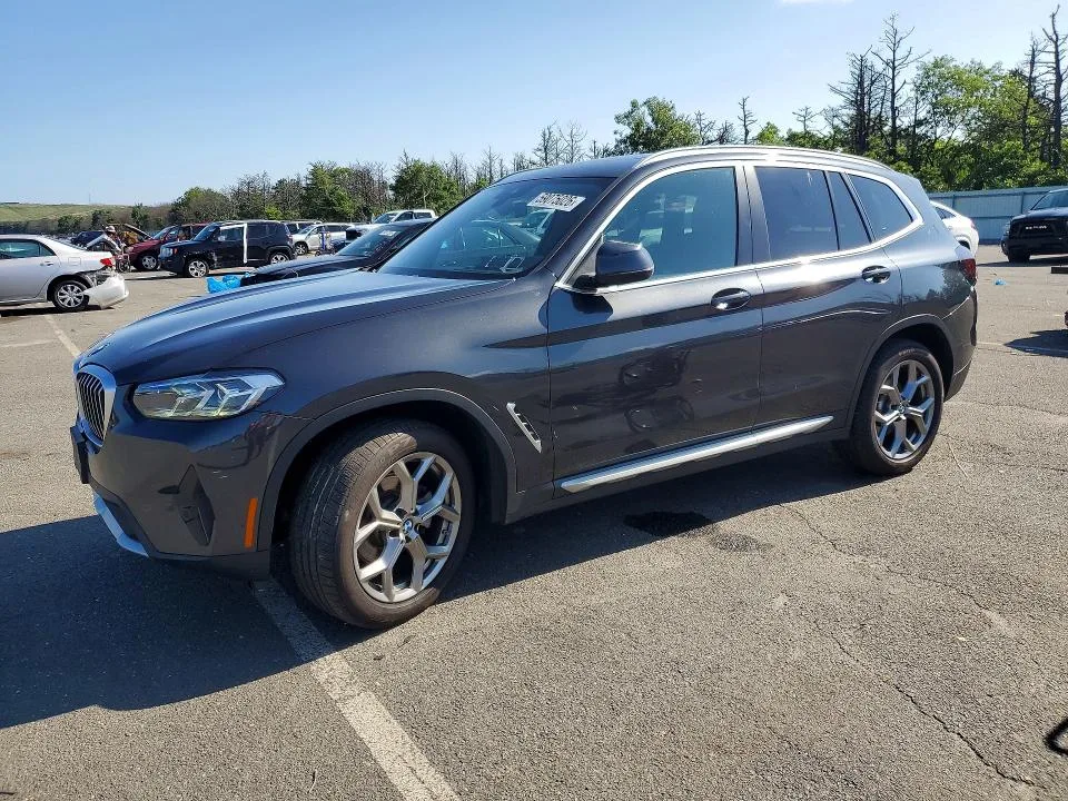 5UX53DP09R9V02006 — 2024 BMW X3 photo 1