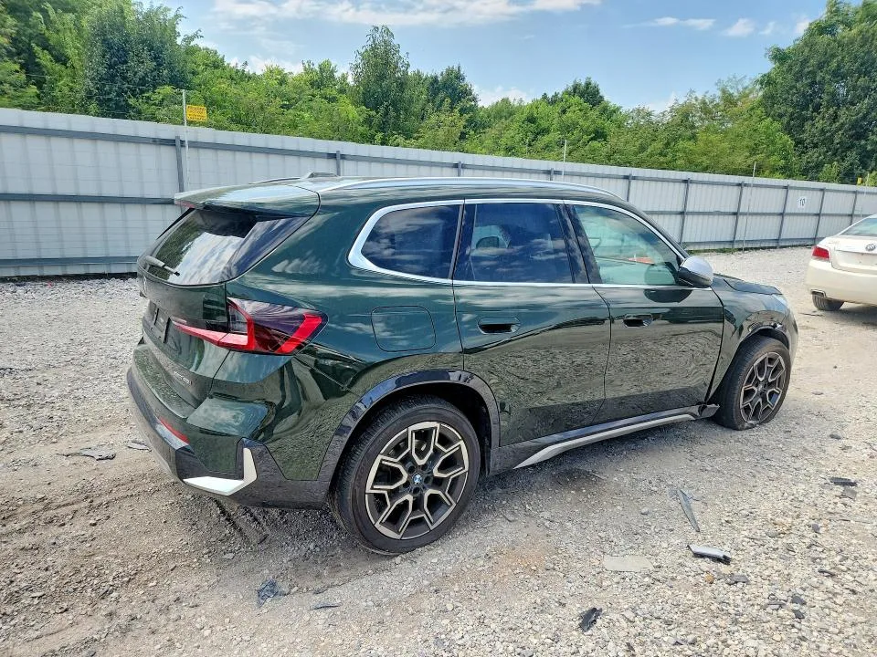 WBX73EF04P5V96014 — 2023 BMW X1 photo 3