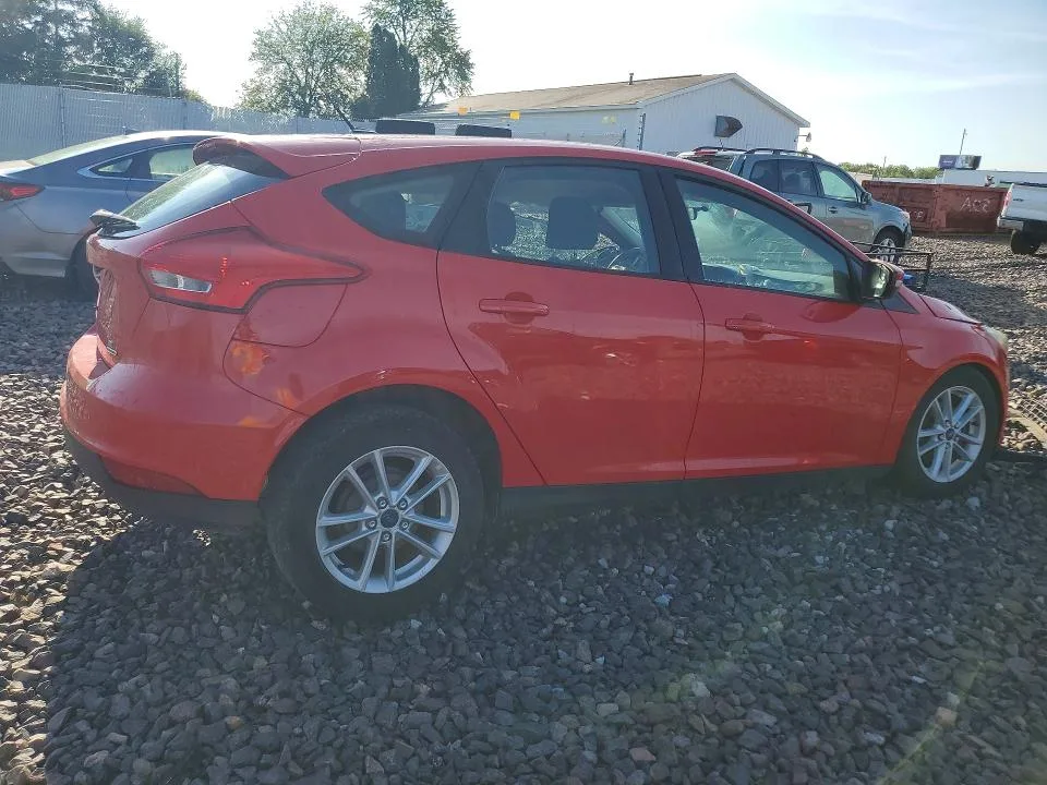 1FADP3K24GL259389 — 2016 FORD FOCUS photo 3