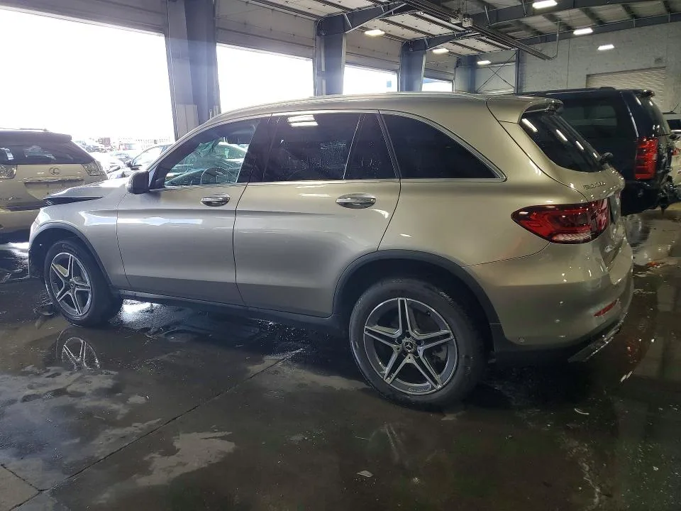 W1N0G8EB6NV345752 — 2022 MERCEDES-BENZ GLC photo 2