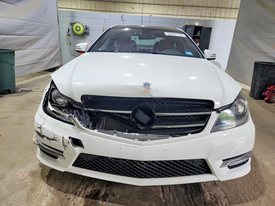 WDDGJ8JB6FG382874 — 2015 MERCEDES-BENZ C photo 5
