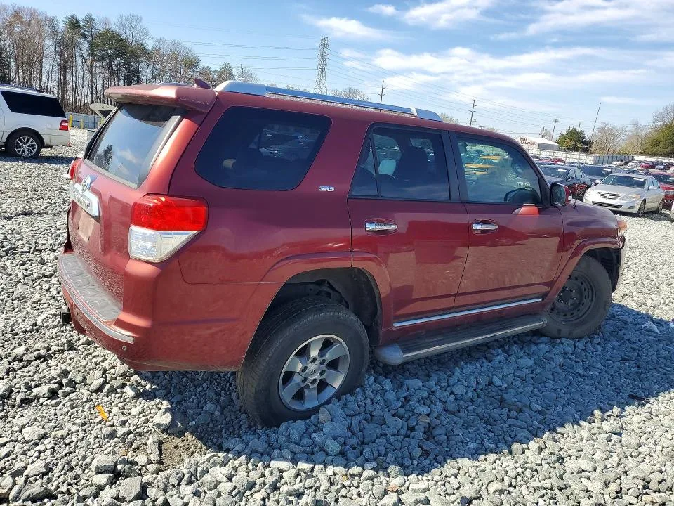 JTEBU5JR2A5023562 — 2010 TOYOTA 4RUNNER photo 3