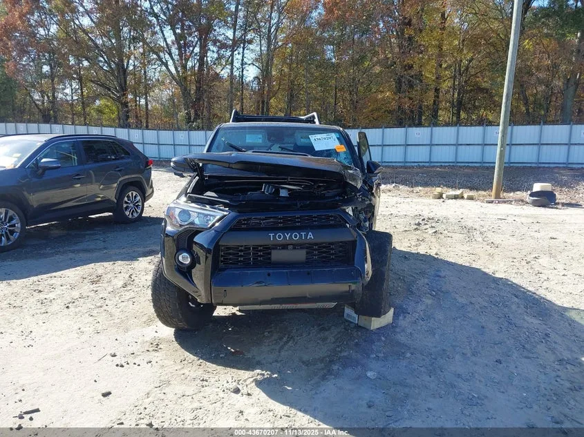 JTELU5JR1P6143313 — 2023 TOYOTA 4Runner photo 9