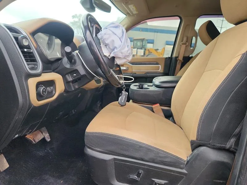 3C63RRHL4KG711230 — 2019 RAM 3500 photo 7