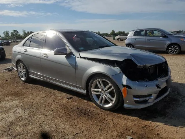 WDDGF8AB5DR272207 — 2013 MERCEDES-BENZ C photo 8