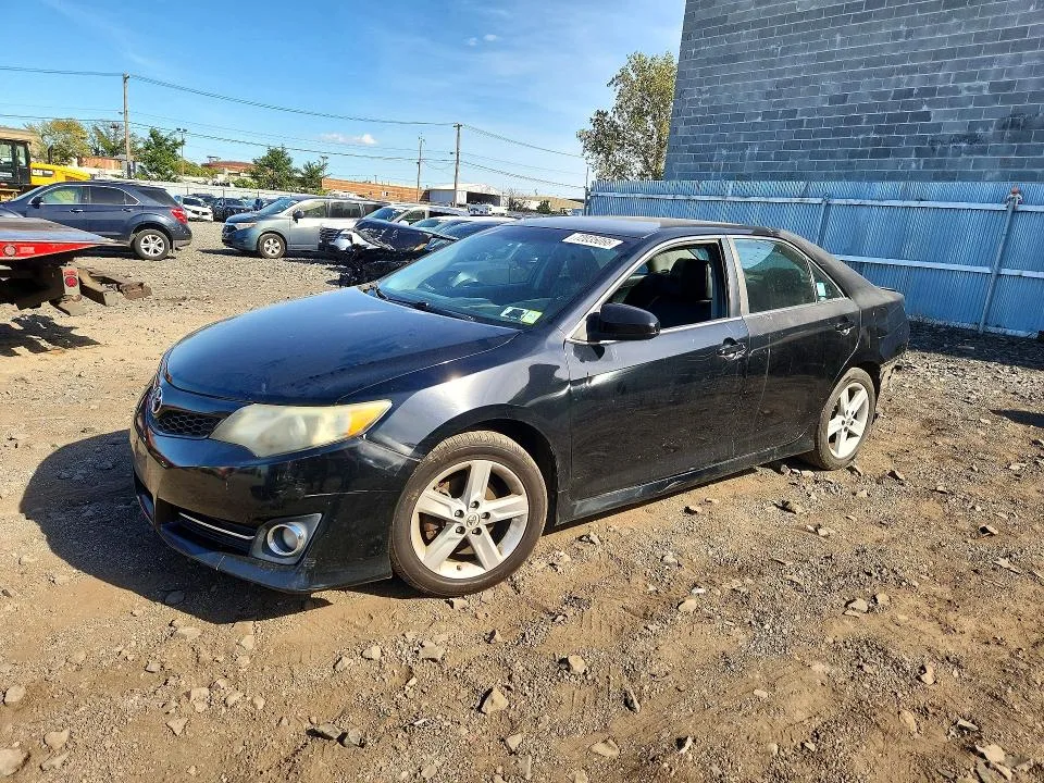 4T1BF1FKXDU245680 — 2013 TOYOTA CAMRY
