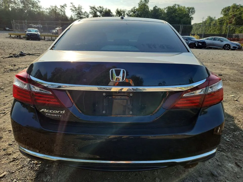 1HGCR2F05GA232251 — 2016 HONDA ACCORD photo 6