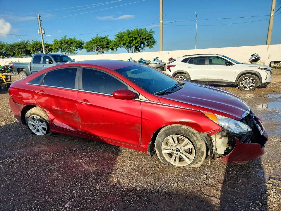 5NPEB4AC7BH109125 — 2011 HYUNDAI SONATA photo 4