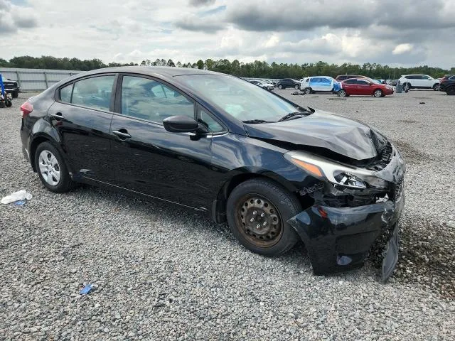 3KPFK4A7XJE235487 — 2018 KIA FORTE photo 4