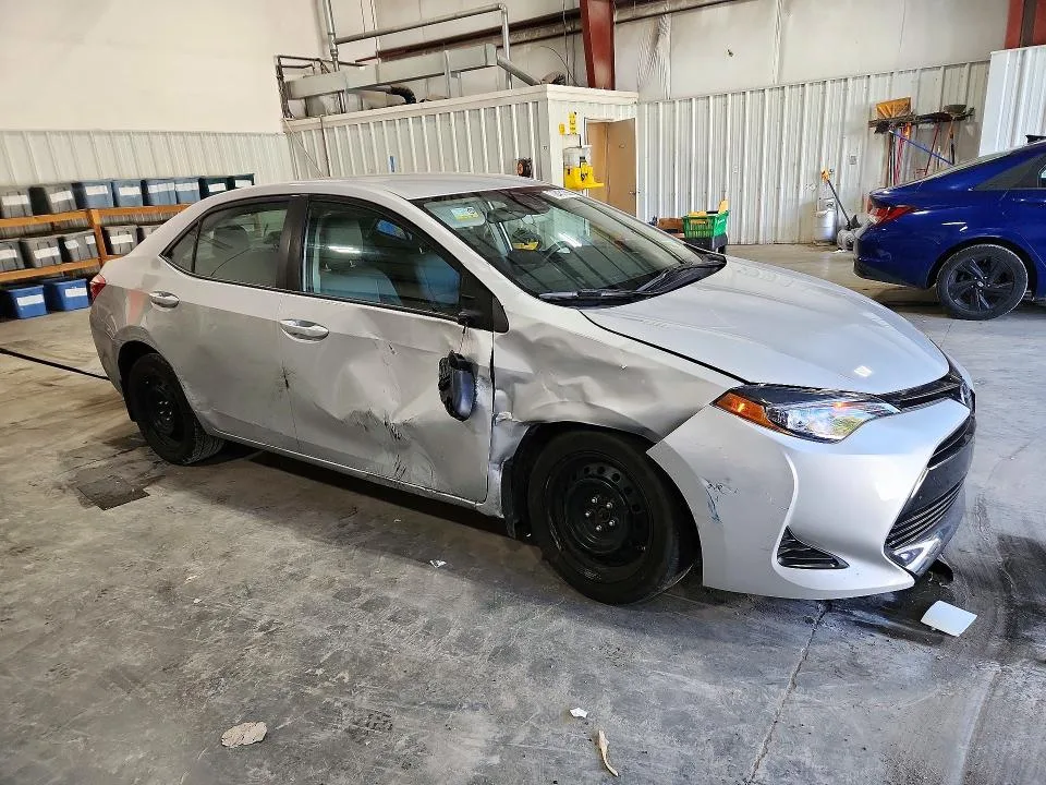 2T1BURHE3HC914939 — 2017 TOYOTA COROLLA photo 4
