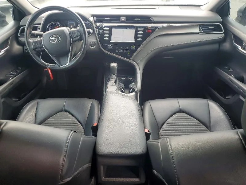 4T1B11HKXKU226152 — 2019 TOYOTA CAMRY photo 8