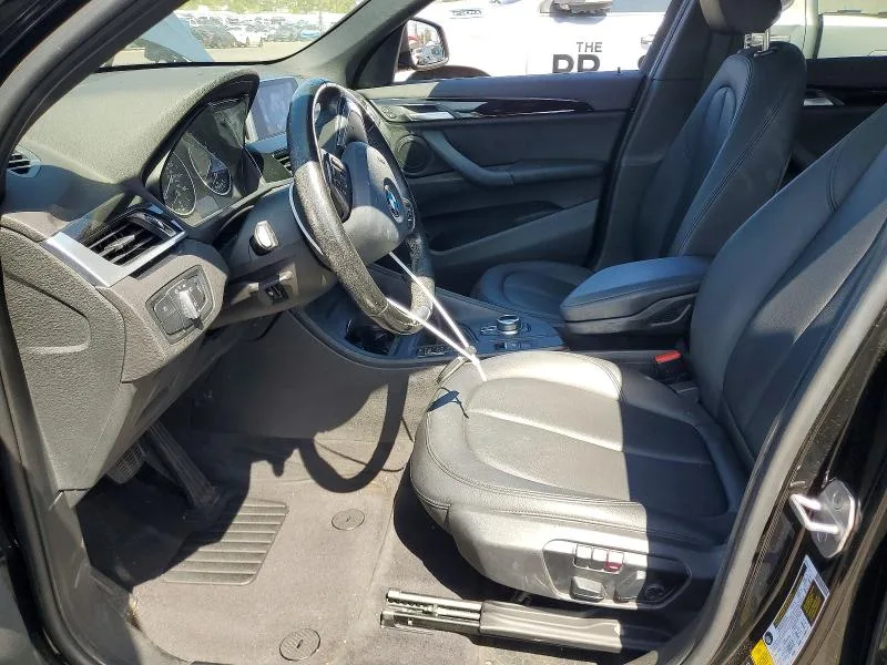 WBXHT3Z38J4A66773 — 2018 BMW X1 photo 7