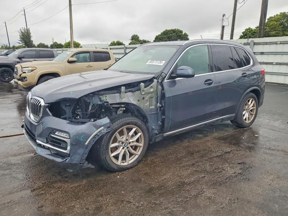 5UXCR4C02M9E73665 — 2021 BMW X5