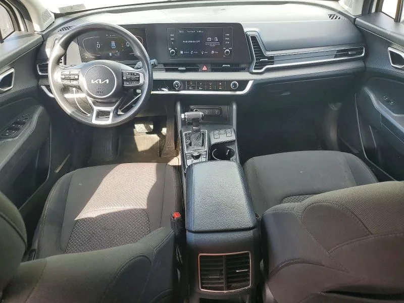 KNDPU3AF9P7042076 — 2023 KIA SPORTAGE photo 8