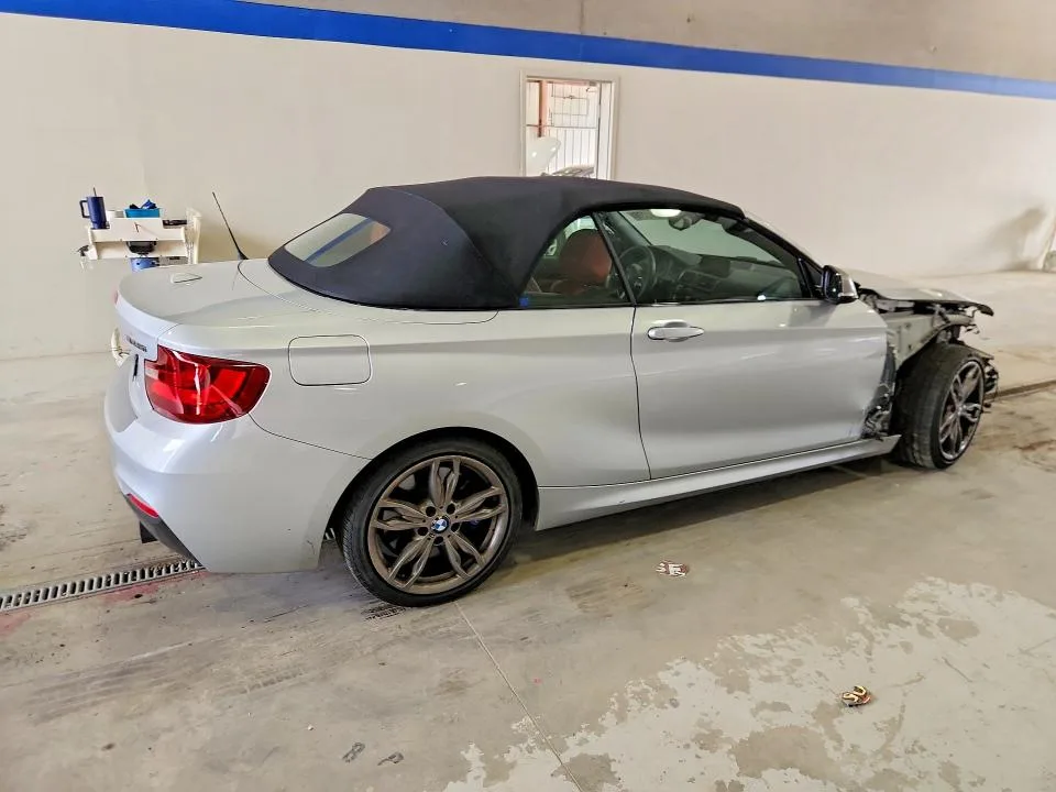 WBA1M5C51GV769257 — 2016 BMW M235XI photo 3