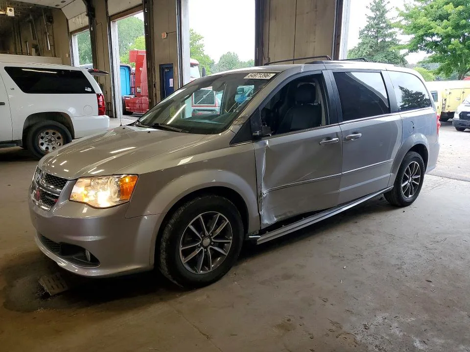 2C4RDGCGXHR799915 — 2017 DODGE GRAND CARAVAN