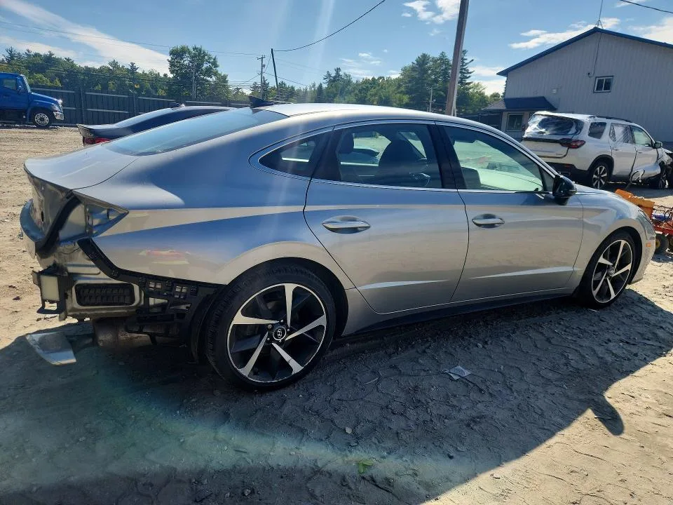5NPEJ4J21MH090200 — 2021 HYUNDAI SONATA photo 3