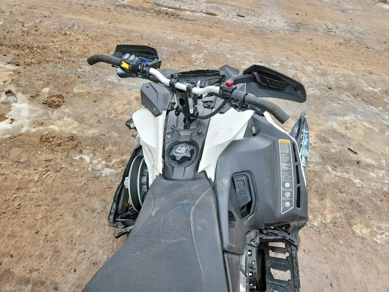2T3BFREV9DW008650 — 2019 SKI-DOO UNKNOWN photo 5
