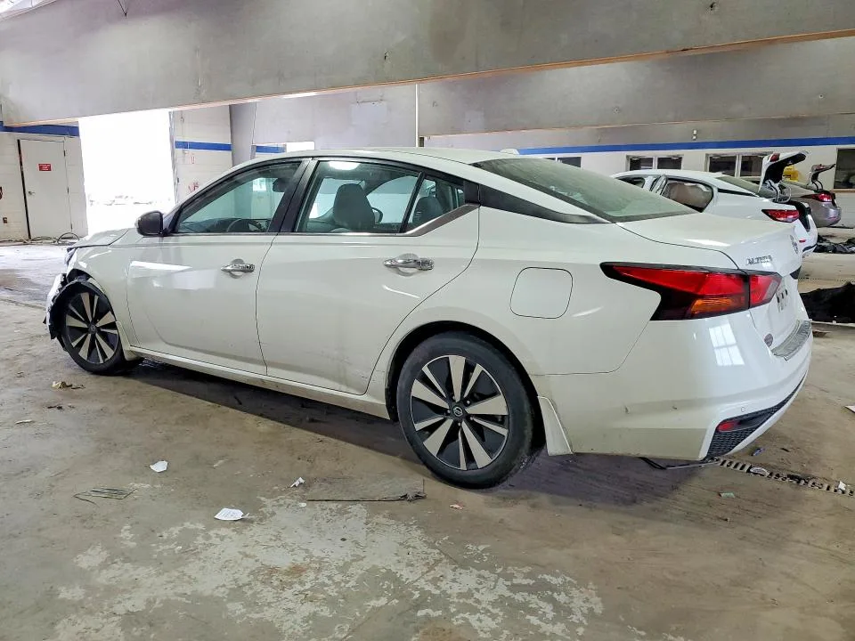 1N4BL4DV3MN415602 — 2021 NISSAN ALTIMA photo 2