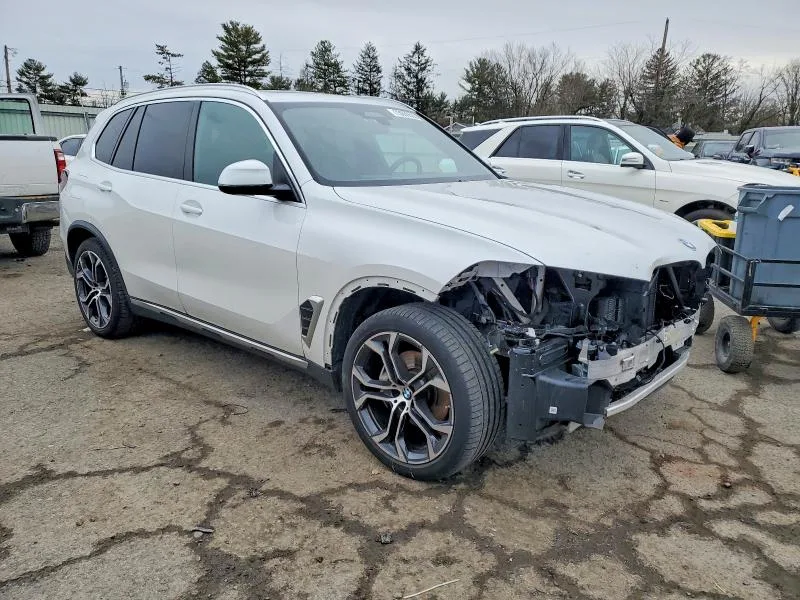 5UX23EU0XR9U65853 — 2024 BMW X5 photo 4