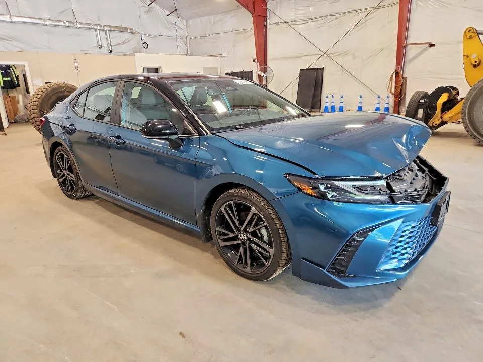 4T1DBADK5SU005599 — 2025 TOYOTA CAMRY photo 4