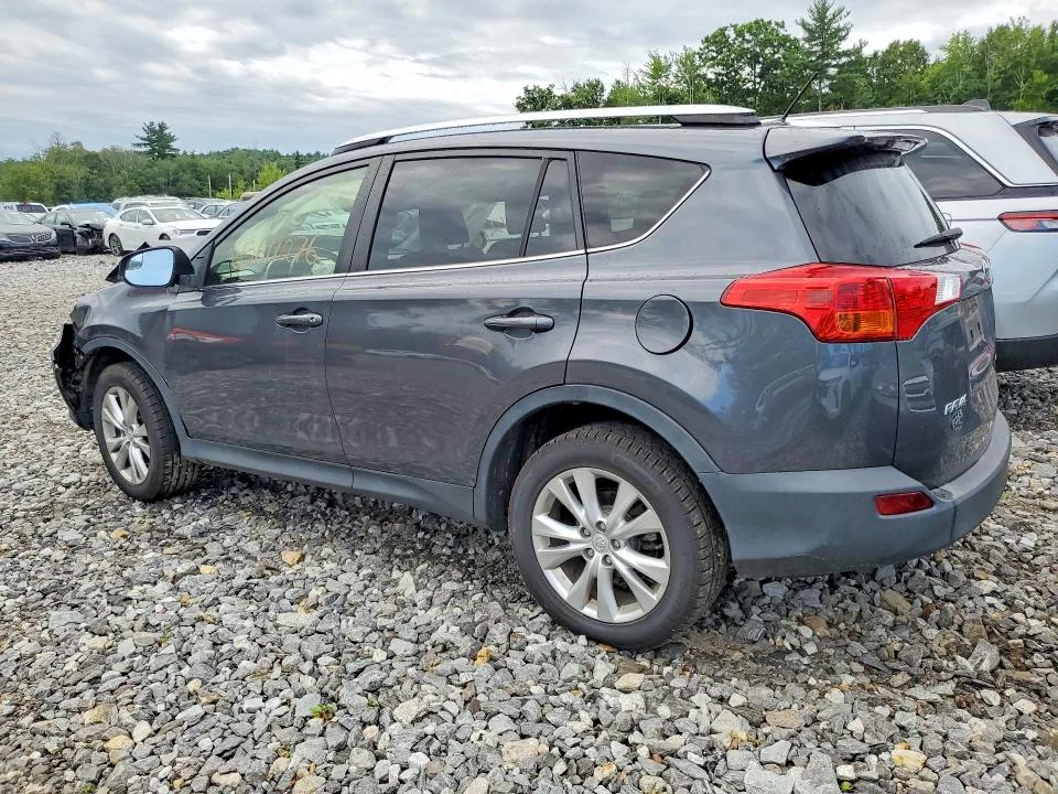JTMDFREV5FD159686 — 2015 TOYOTA RAV4 photo 2