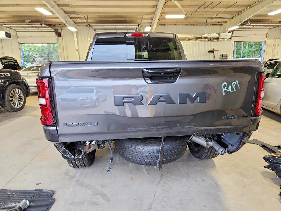 1C6SRFJP3TN401201 — 2026 RAM 1500 photo 6